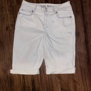 Code Bleu Women's Crisp White Bermudas